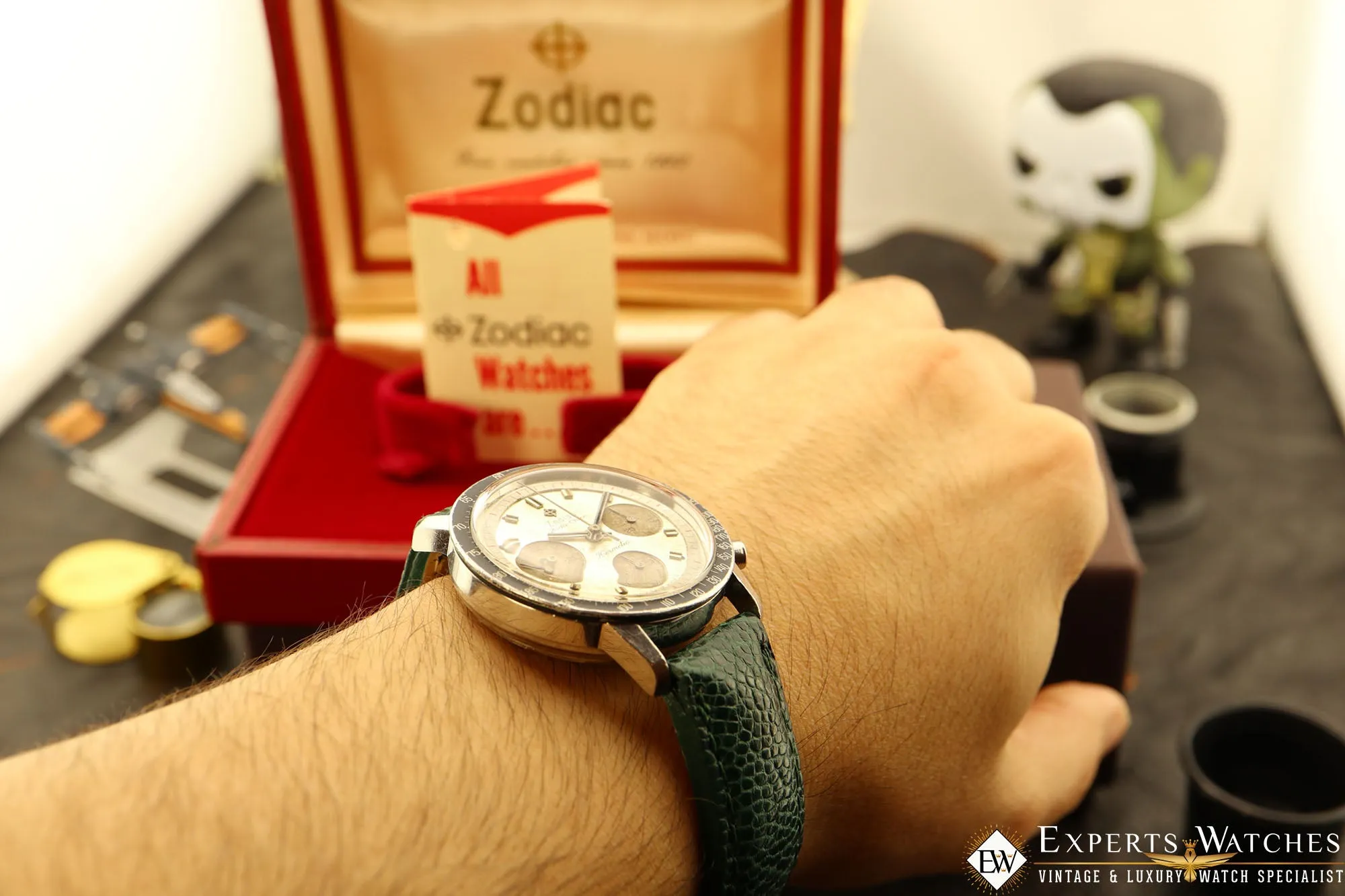 1960's Serviced Vintage Zodiac Chronograph Zodia-Chron Valjoux 72 Hermetic Box