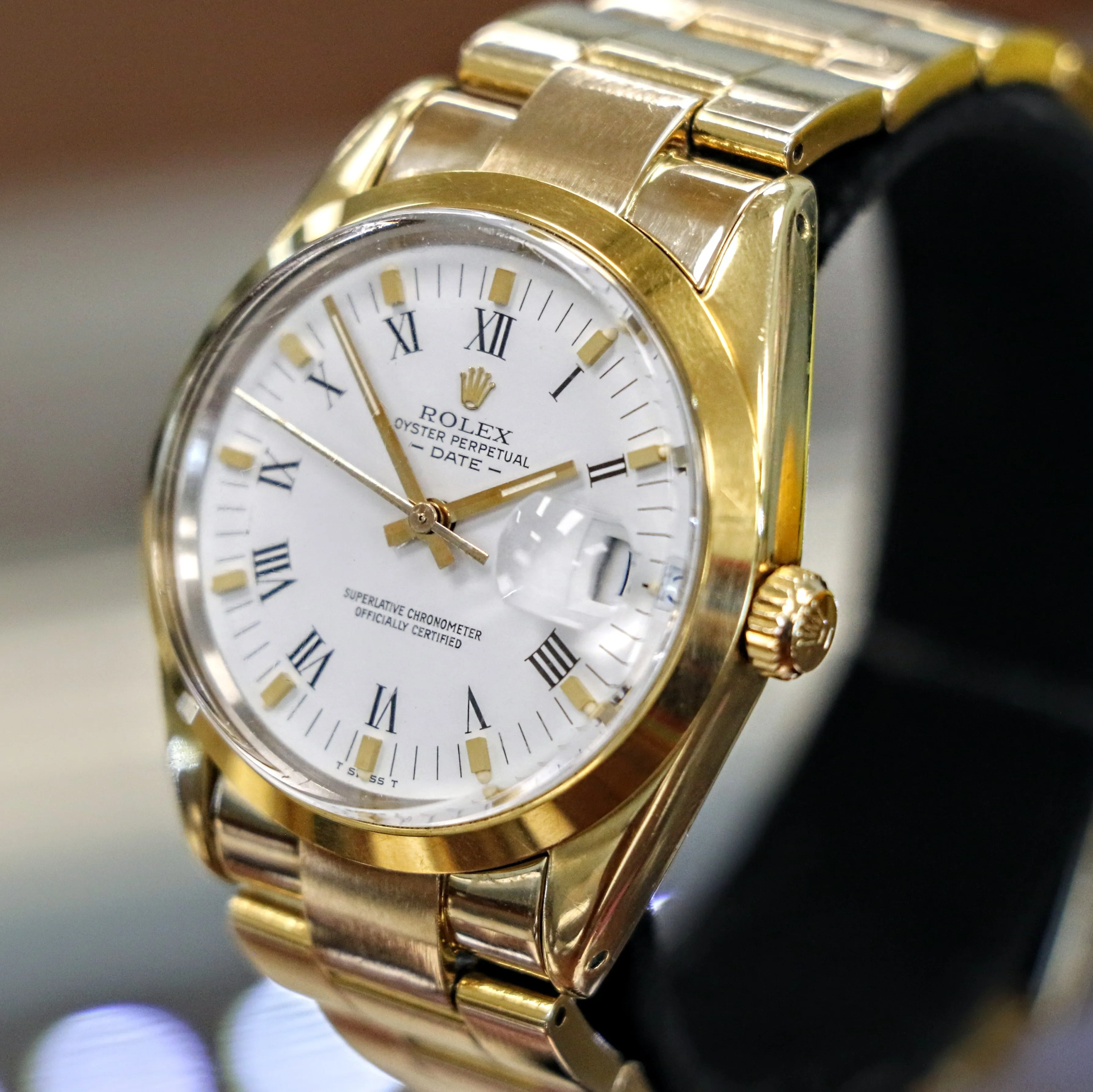 1985 ROLEX Oyster Perpetual Date 34mm Wristwatch Ref. 15505 Cal. 3035 27 Jewels Roman Numerals Dial Vintage Watch