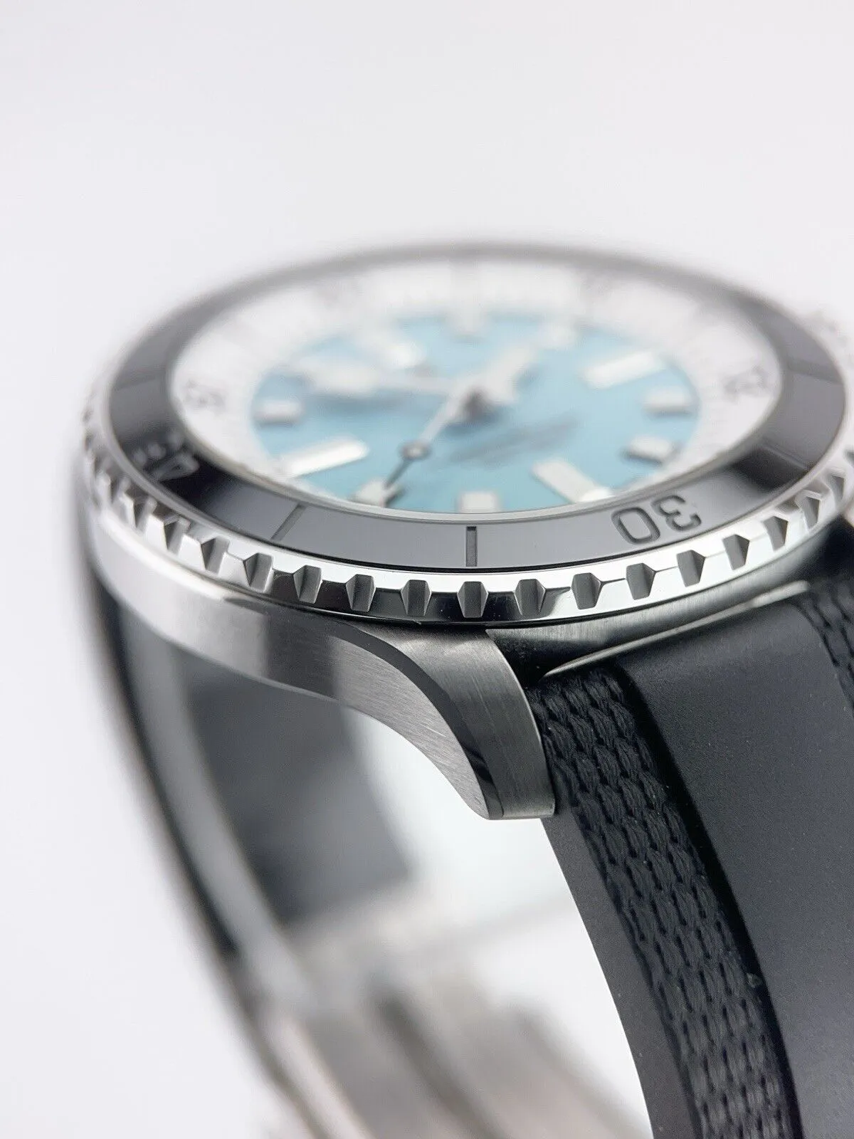 Breitling Superocean 44 Steel Turquoise Dial 44mm Automatic Men’s Watch A17376