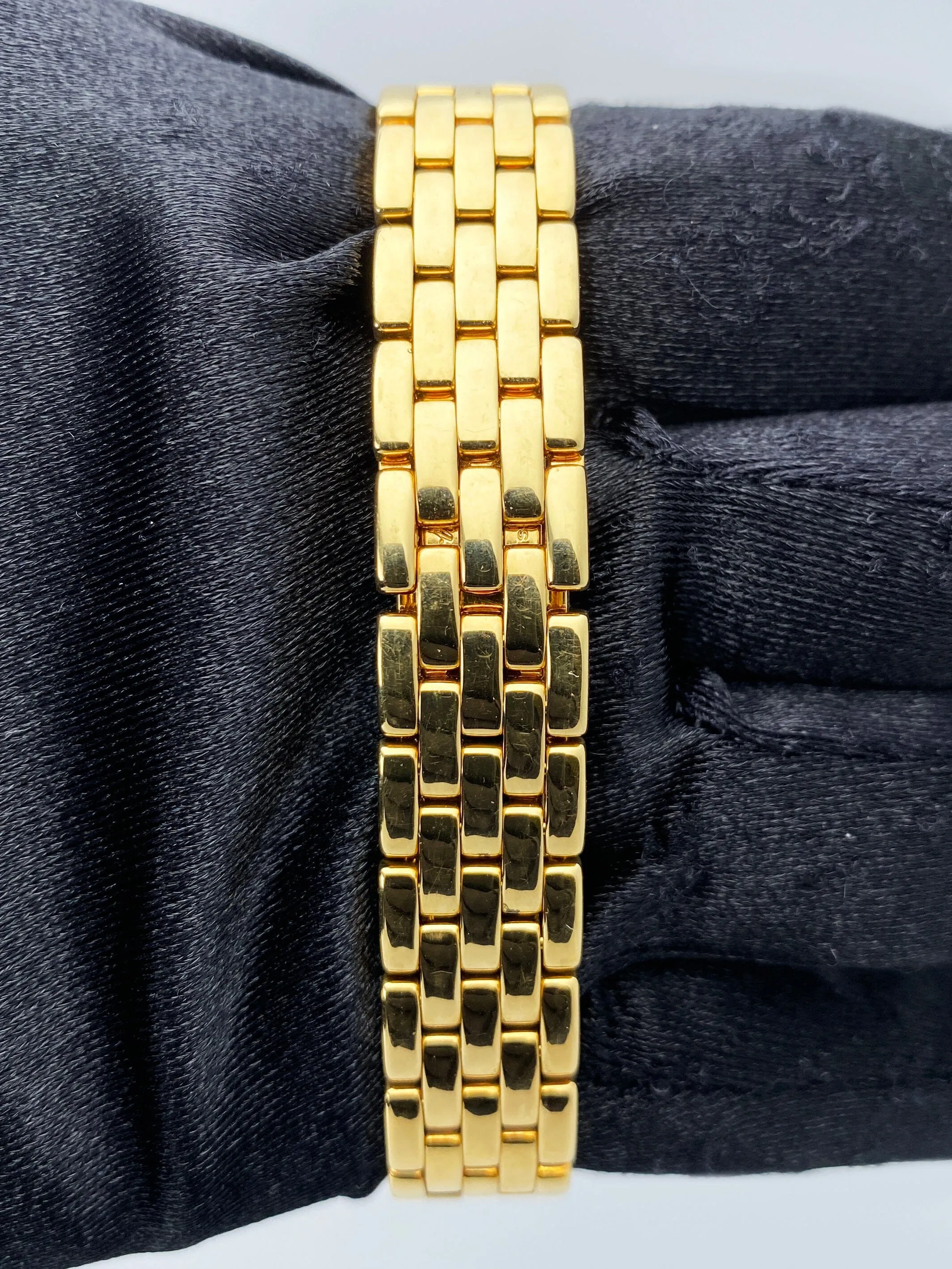 Cartier Panthere MOP Diamond Dial Ladies Watch