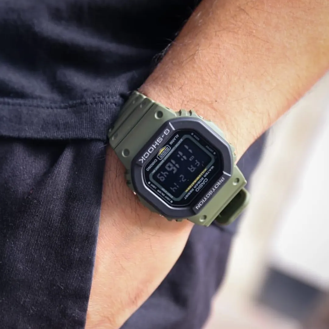 Casio - DW-5610SU-3DR