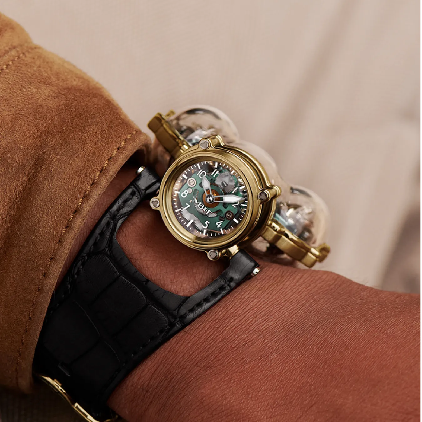 HM9 'Sapphire Vision' Yellow Gold