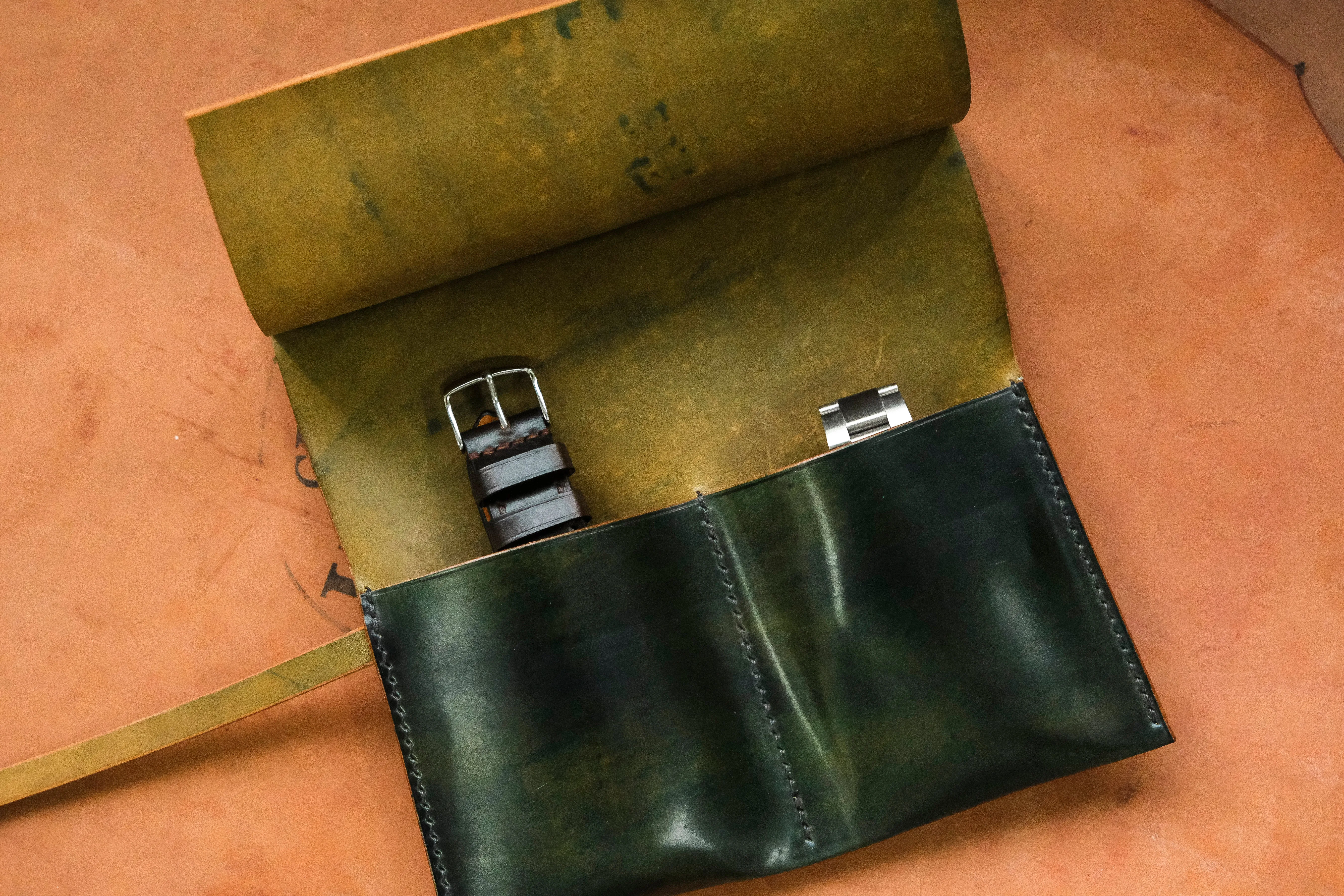 Horween Shell Cordovan Marbled Black Dual Watch Pouch