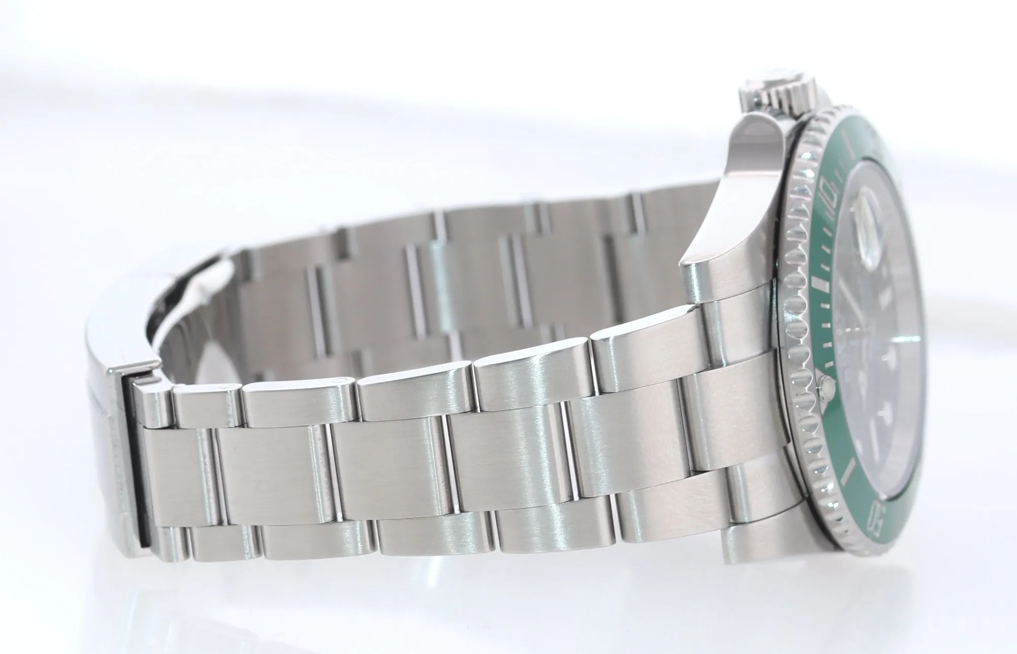 MINT 2013 PAPERS Rolex Submariner Hulk Green Ceramic 116610LV Steel Watch Box