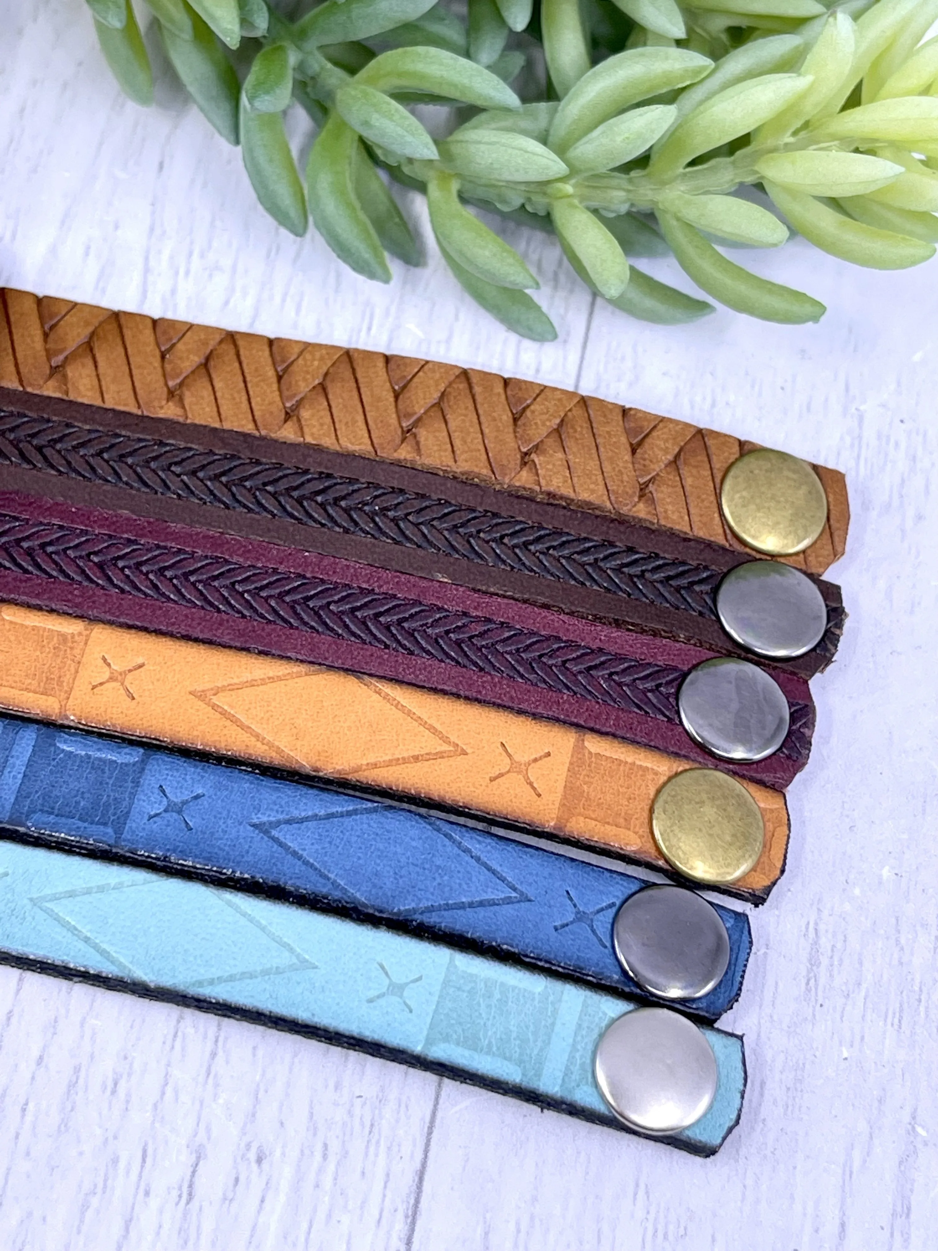 NEVER GIVE UP Braided Maroon Leather Skinny Bracelet | 4 Colors | adjustable