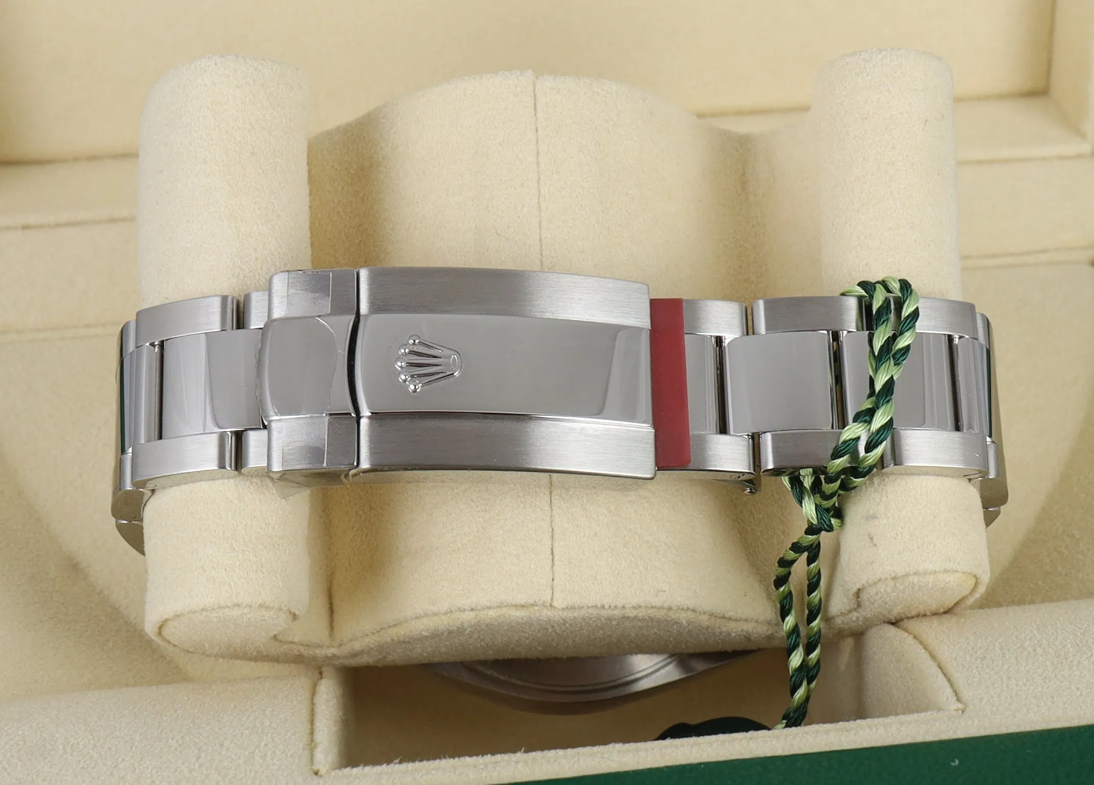 NEW Rolex DateJust 41 White Roman 126300 41mm Smooth Stainless Oyster Watch