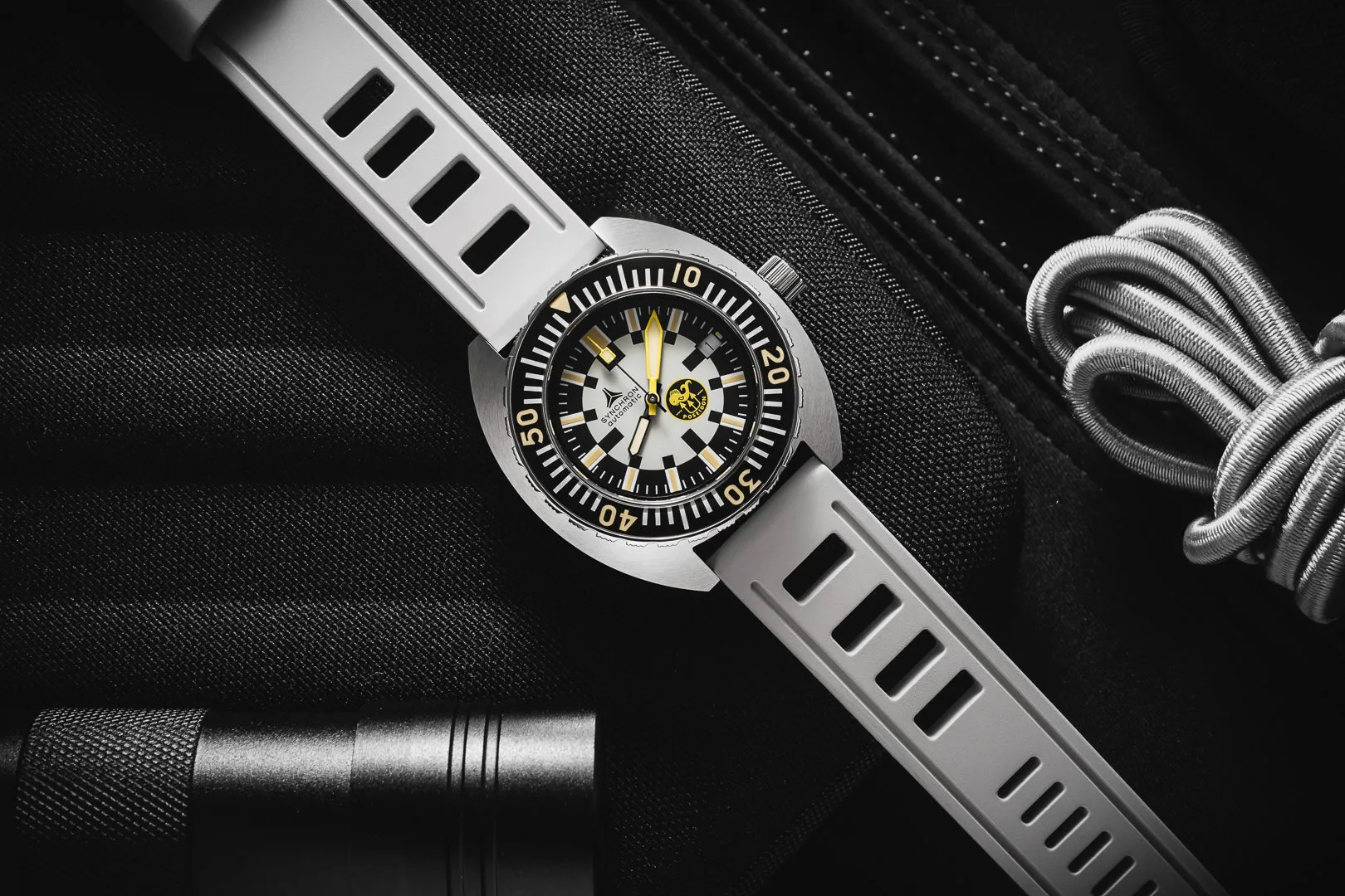 New SYNCHRON POSEIDON Diving Watch ISOfrane Rubber Limited Edition 581/1000