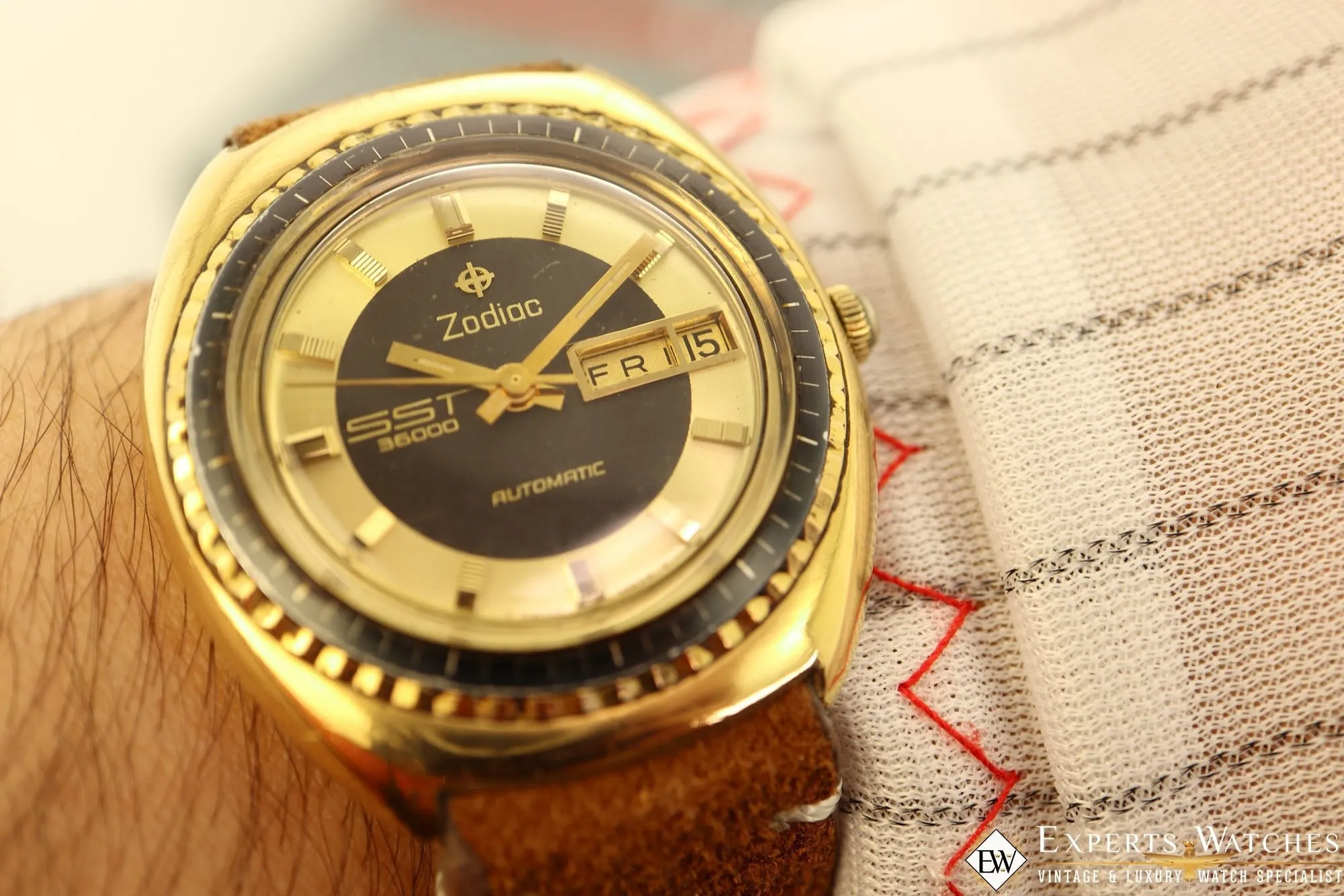 Serviced Rare Vintage Zodiac Gold SST 36000 BPH Automatic Day Date Watch Hi-Beat