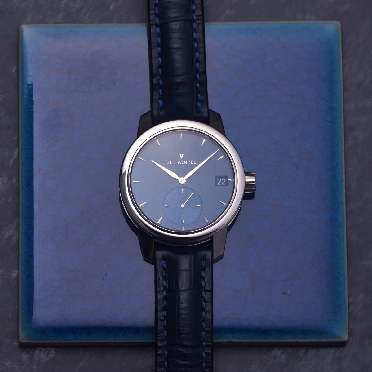 Zeitwinkel 188º Blue 39mm (Pre-Order - Built to Order)